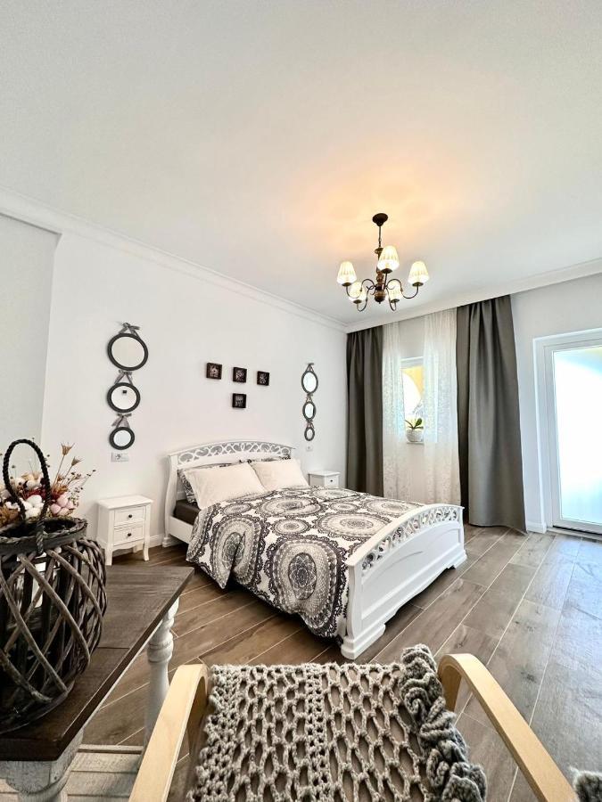 トゥルダ Alma Rezidence Bed & Breakfast エクステリア 写真