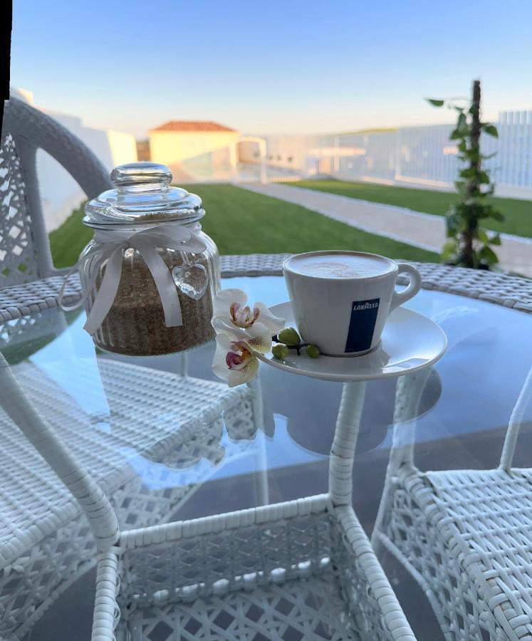 トゥルダ Alma Rezidence Bed & Breakfast エクステリア 写真