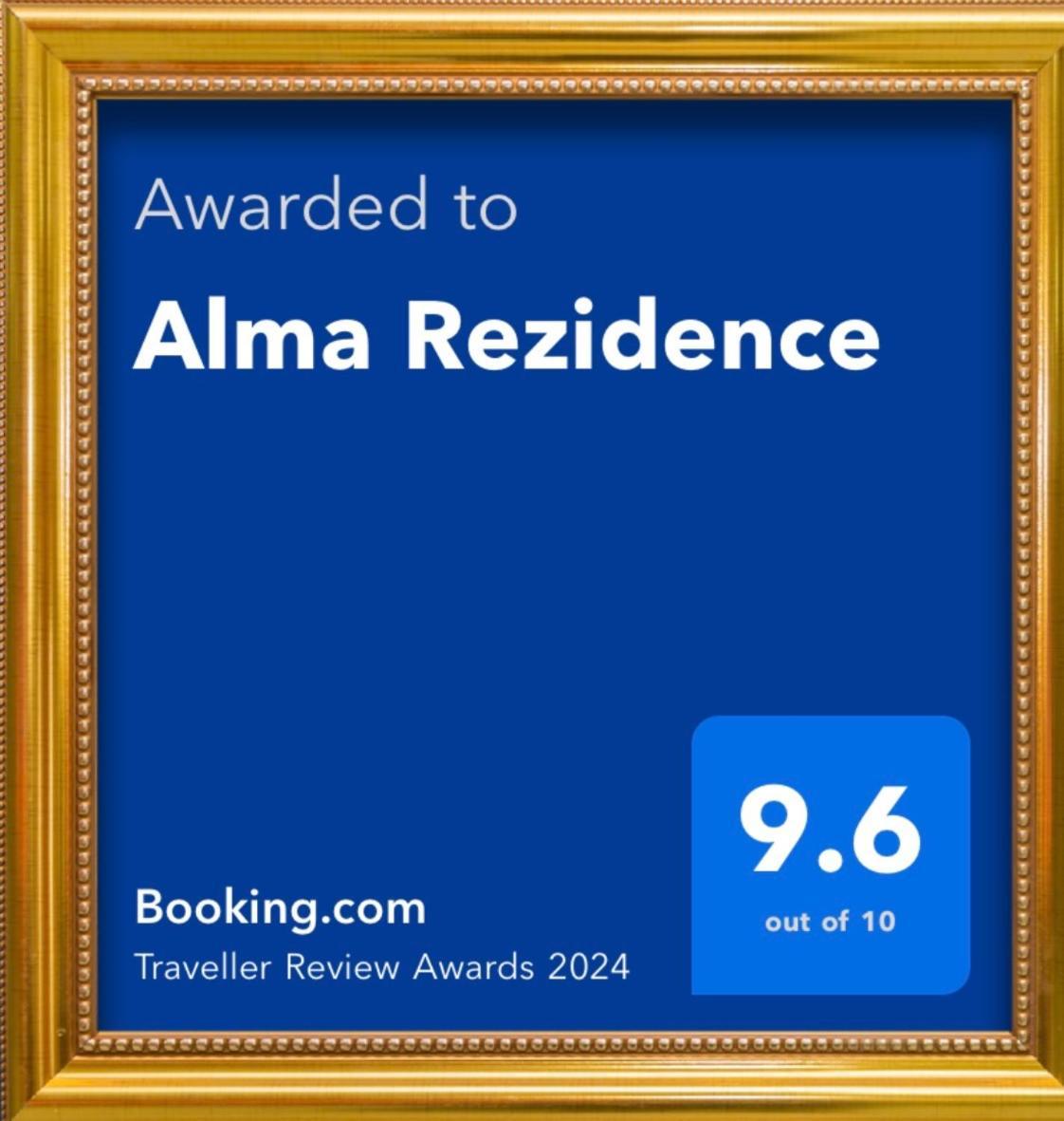トゥルダ Alma Rezidence Bed & Breakfast エクステリア 写真